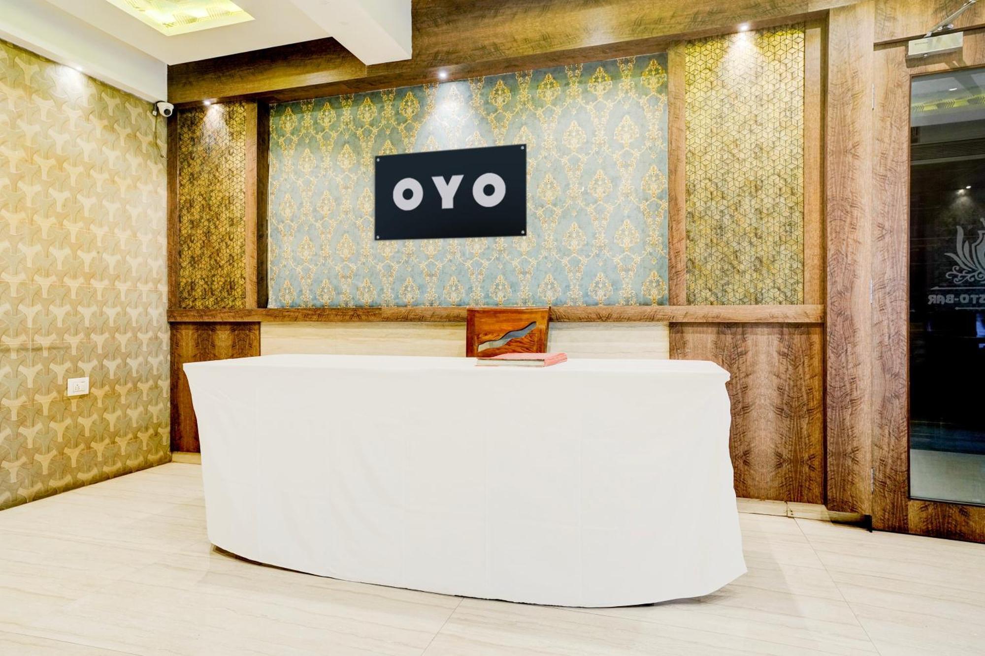 Super Hotel O Divine Fine Dine Lodging And Boarding Kalyān Exterior foto